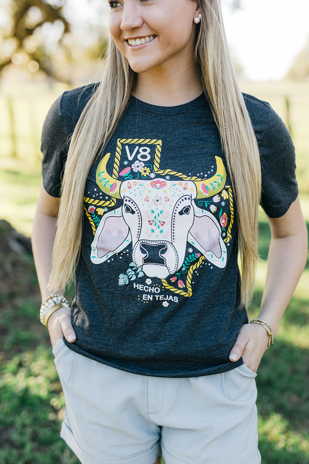 Hecho en Tejas Brahman Bull V8 Tee